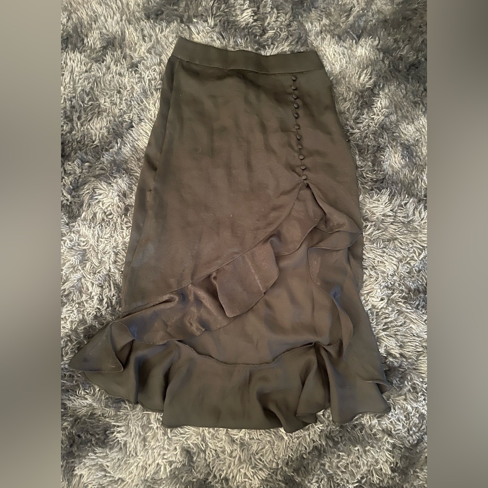 Forever 21 Elegant Black Ruffle Skirt - Size Small - NWT